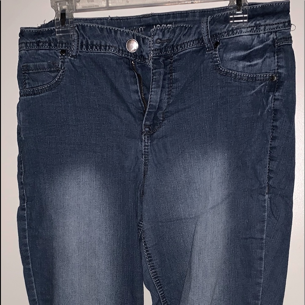 Avenue 14 butter denim legging